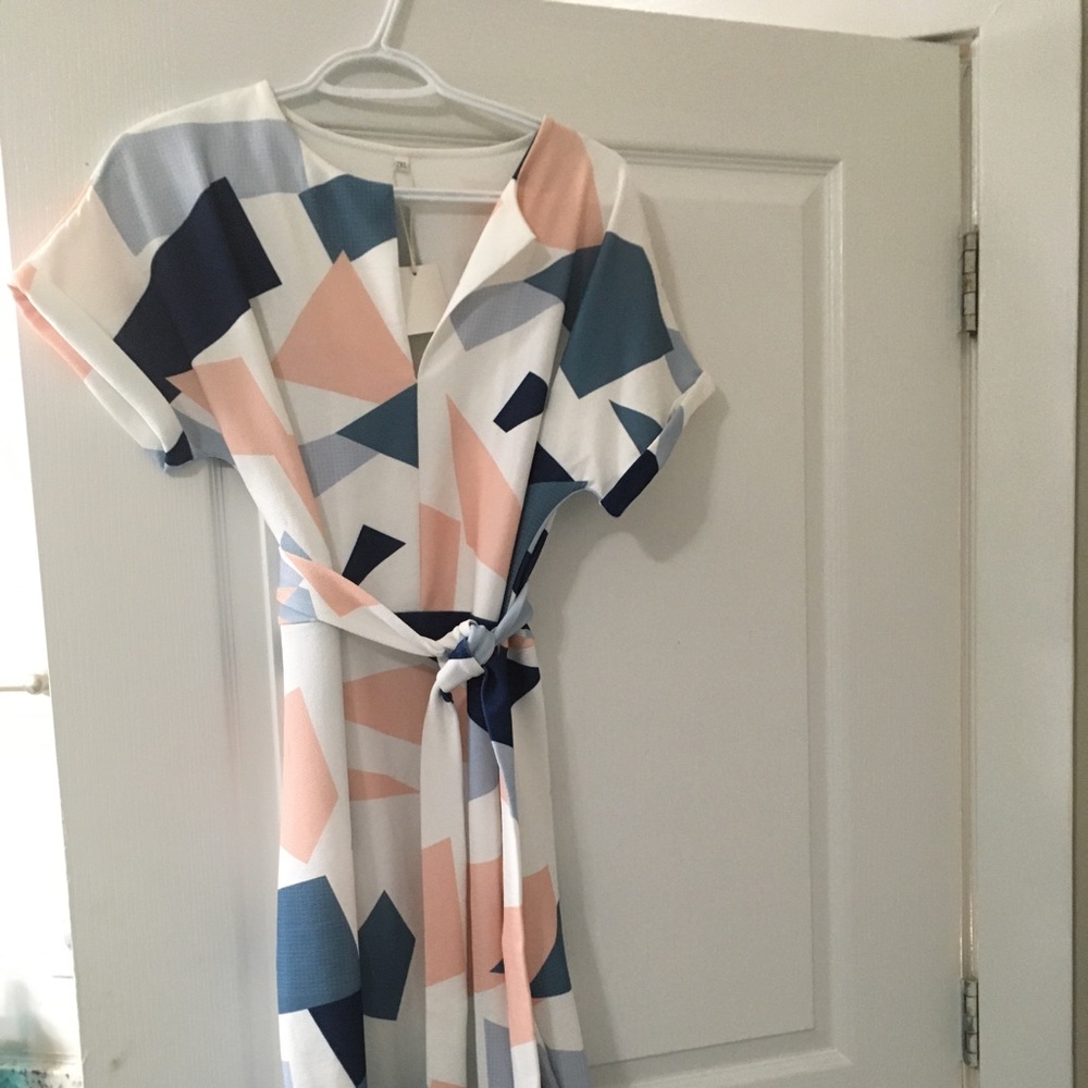 V-Neck With Belt, Dress